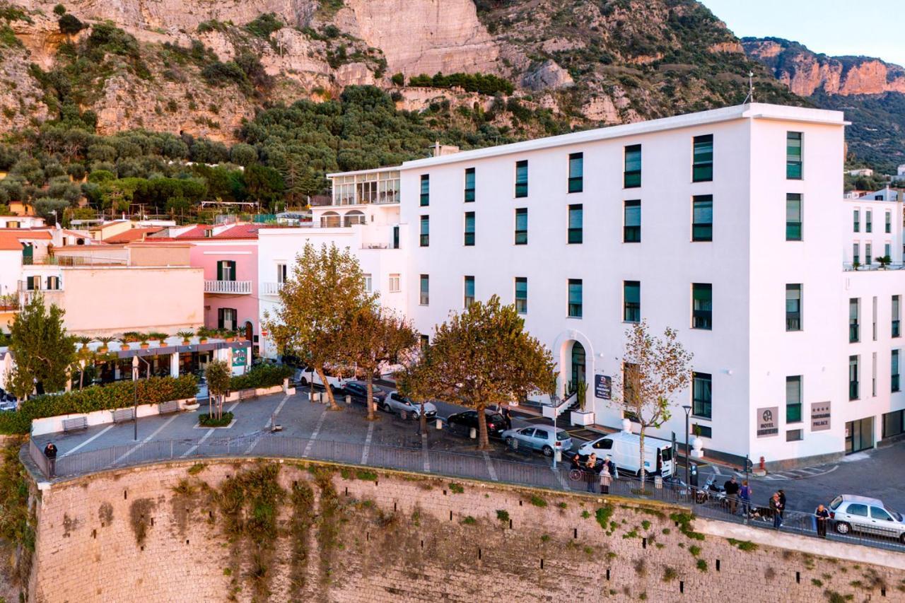 Panorama Palace Hotel Meta Exterior foto